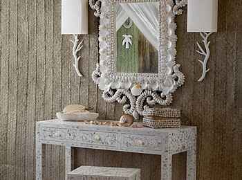 Laba Fanjove Island: Schminktisch Laba Fanjove Island: Schminktisch