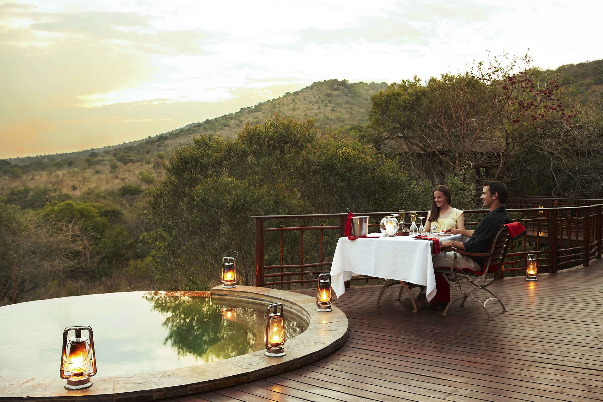 Thanda Safari Lodge: Dinner am privaten Deck Safari, Südafrika, Thanda, Thanda Safari Lodge