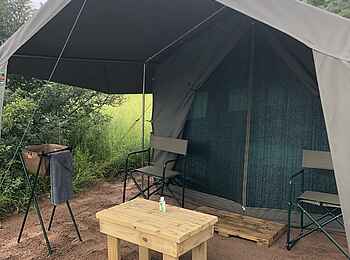 Great Tsau Hill Camp: Blick auf ein Zelt Great Tsau Hill Camp: Blick auf ein Zelt