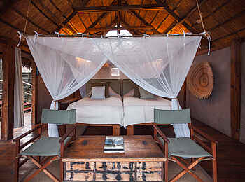 Sindabezi Island Camp: Zweibettzimmer Chalet