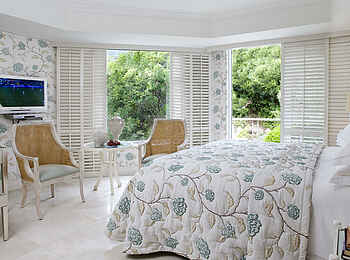 The Twelve Apostles Hotel: Luxury Room The Twelve Apostles Hotel: Luxury Room