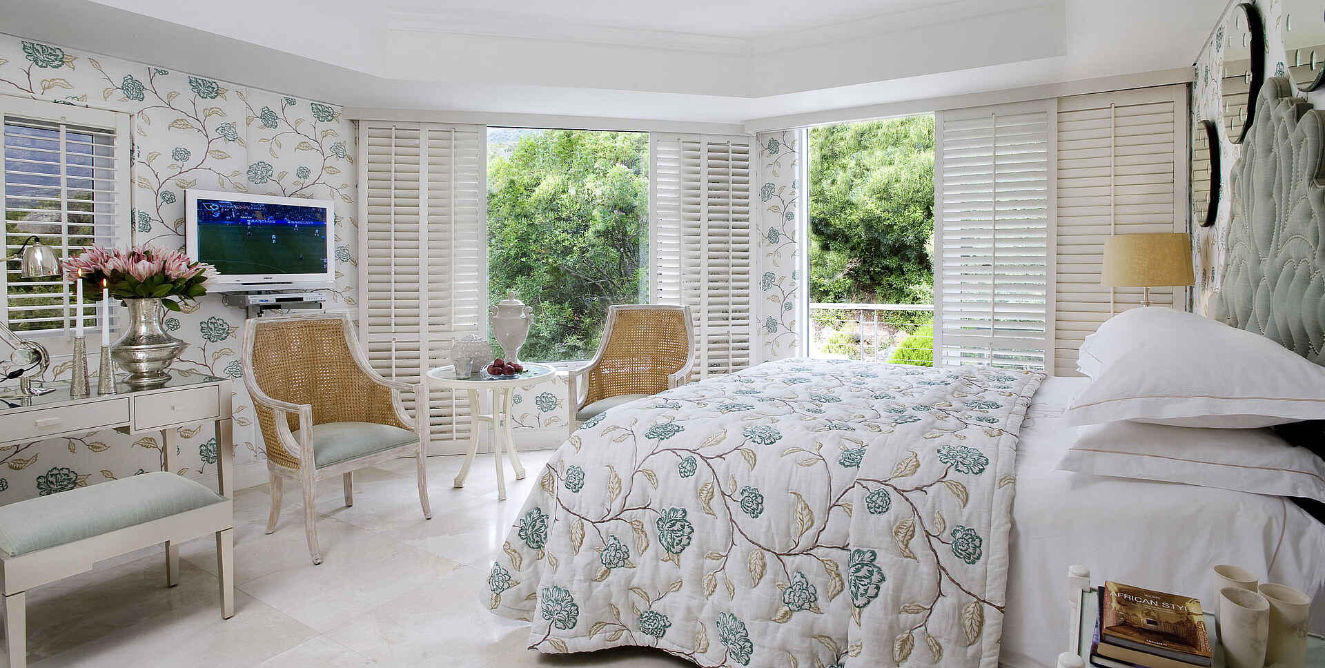 The Twelve Apostles Hotel: Luxury Room 