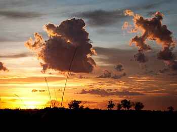 Xakanaxa Camp: Wolken