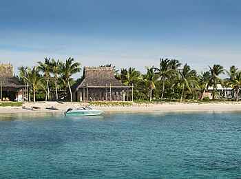 Time + Tide Miavana: Activity Center am Strand