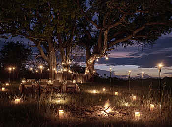 Baines Lodge: Ein Dinner im Busch Baines Lodge: Ein Dinner im Busch