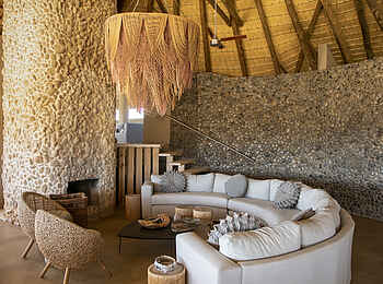 Little Kulala Lodge: Gemütliche Lounge Little Kulala Lodge: Gemütliche Lounge