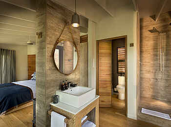 Marataba Mountain Lodge: Dusche und Waschbecken Marataba Mountain Lodge: Dusche und Waschbecken