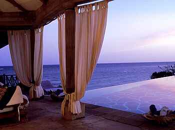 Alfajiri Villas: Sonnenuntergang in der Cliff Villa