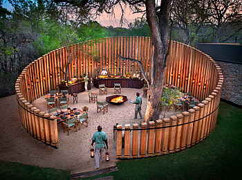 andBeyond Tengile River Lodge: Boma