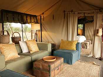 Legendary Songa Migrational Camp: Innenansicht