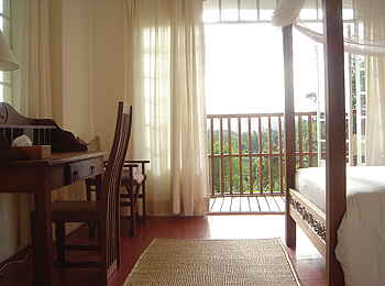 Onsea House: Fenstertür zum Balkon