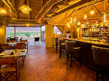 Twyfelfontein Adventure Camp: Die Bar Twyfelfontein Adventure Camp: Die Bar
