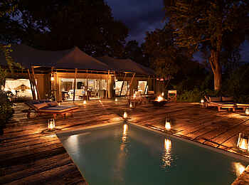 Zanji Suite at Tembo Plains Camp: Der Pool Zanji Suite at Tembo Plains Camp: Der Pool