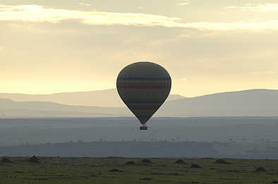 Mara Serena Safari Lodge: Ballonfahrt in der Morgendämmerung Mara Serena Safari Lodge: Ballonfahrt in der Morgendämmerung
