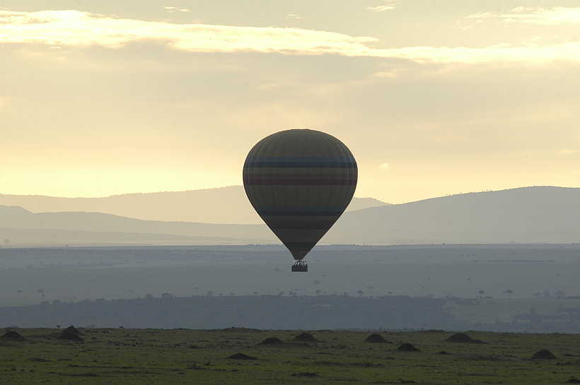 Mara Serena Safari Lodge: Ballonfahrt in der Morgendämmerung Mara Serena Safari Lodge: Ballonfahrt in der Morgendämmerung
