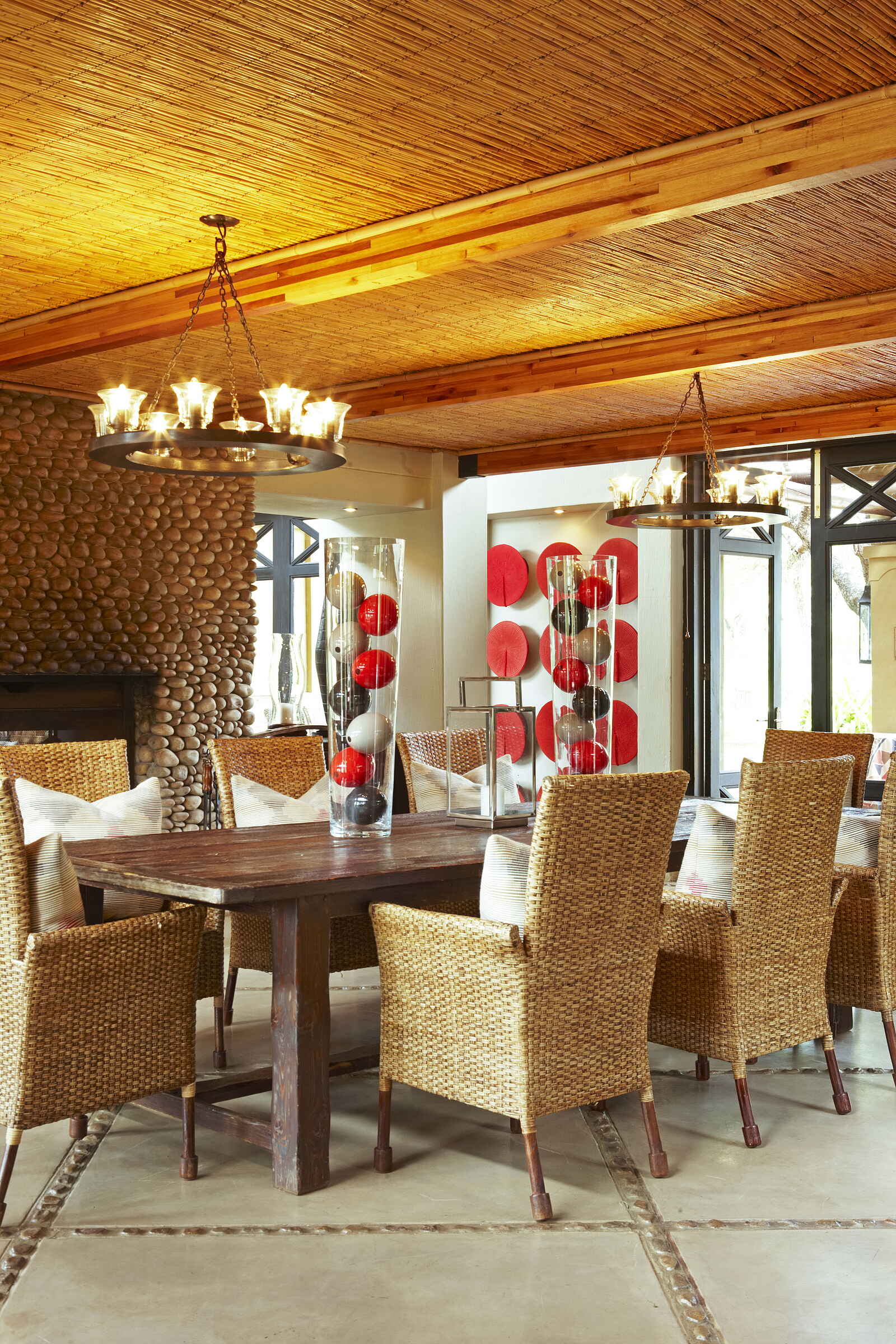 Thanda Villa iZulu: Essensbereich Thanda Villa iZulu: Essensbereich