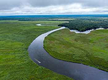 Okavango Spirit: Flussbiegungen Okavango Spirit: Flussbiegungen