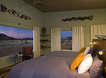 Okonjima Plains Camp: Schlafzimmer Okonjima Plains Camp: Schlafzimmer