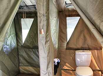 Serian Serengeti Mobile Camp: Toilette