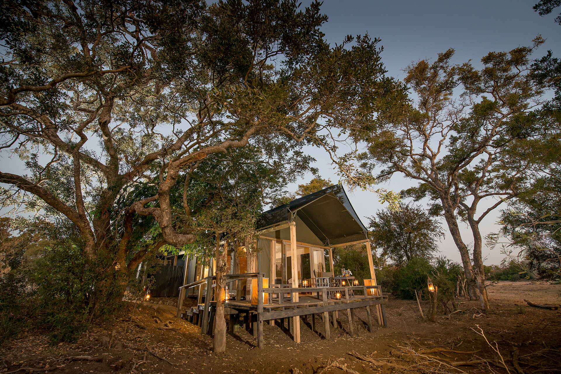 Simbavati River Lodge: Ansicht Gästeunterkunft Krüger Nationalpark, Safari, Simbavati River Lodge, Timbavati Game Reserve, Gästeunterkunft