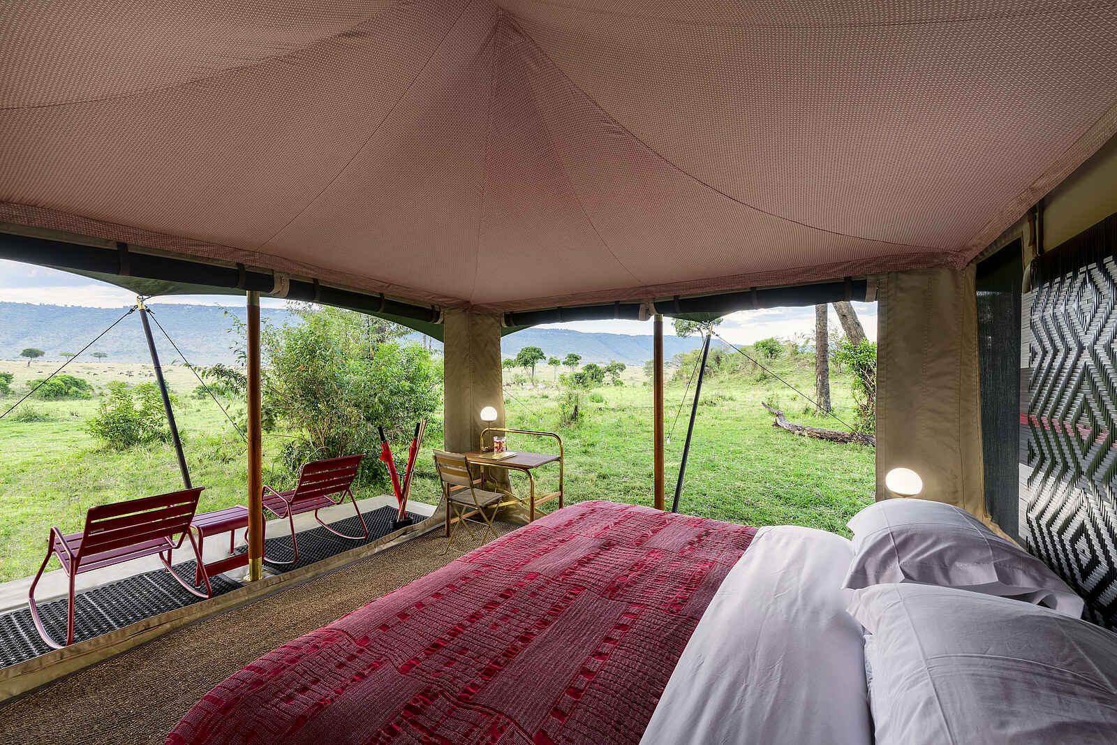 Angama Safari Camp: Gästezelt Kingsize Bett Angama Safari Camp: Gästezelt Kingsize Bett