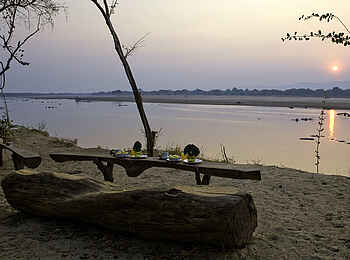 Bilimungwe Bushcamp: Frühstück am Luangwa