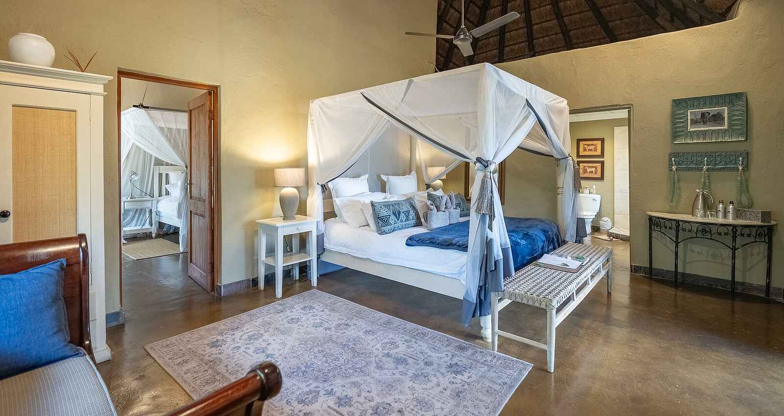 Kambaku Safari Lodge Südafrika: Ein Familien Chalet mit Verbindungstür Kambaku Safari Lodge Südafrika: Ein Familien Chalet mit Verbindungstür