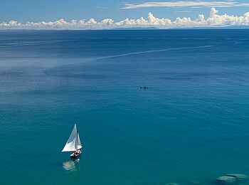 Kaya Mawa: Segelnde Dau