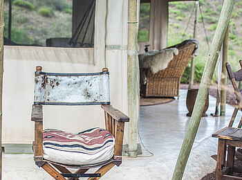 Shu'mata Camp: Vor dem Hauptzelt Shu'mata Camp: Vor dem Hauptzelt