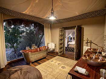 Selinda Camp: Badewanne