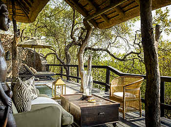 Singita Ebony Lodge: Die Veranda einer Suite Singita Ebony Lodge: Die Veranda einer Suite