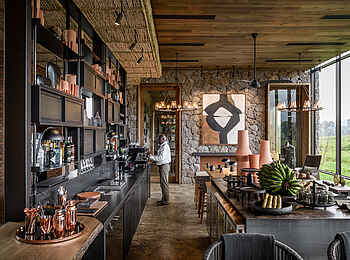 Singita Kwitonda Lodge: Bar Singita Kwitonda Lodge: Bar