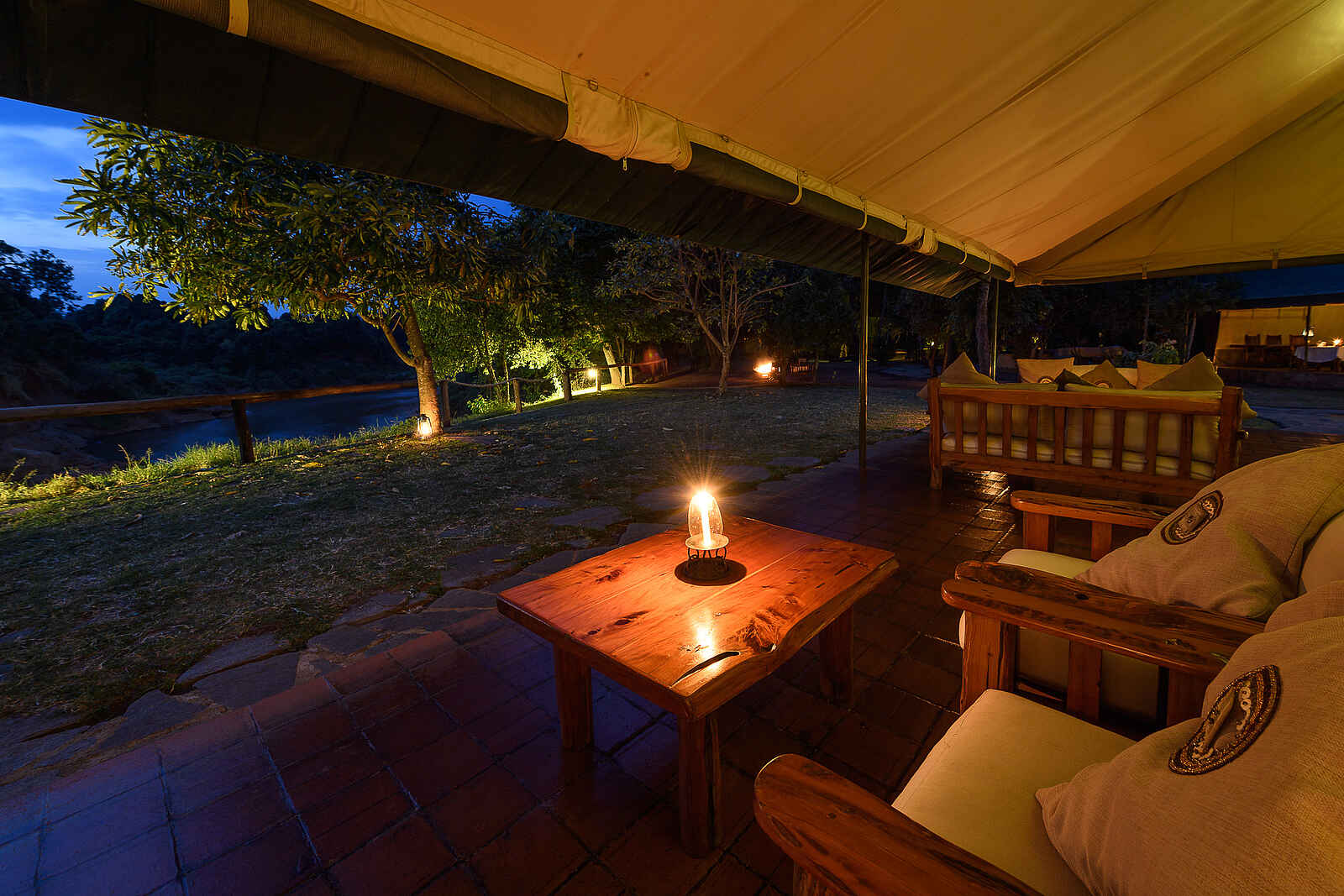 Governors' Il Moran Camp: Abends im Barzelt Governors' Il Moran Camp: Abends im Barzelt