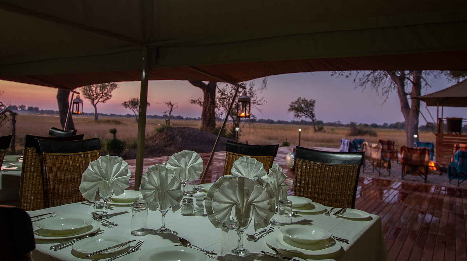 Kadizora Camp: Dinner Kadizora Camp: Dinner