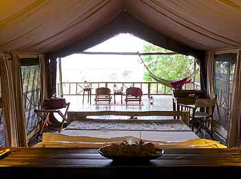 Katavi Wildlife Camp: Blick auf Terrasse