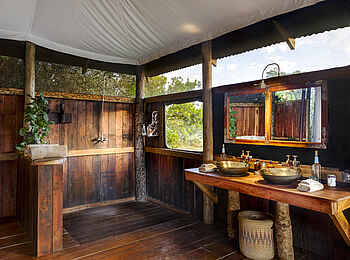 Ngare Serian Camp: Gästezelt Bad