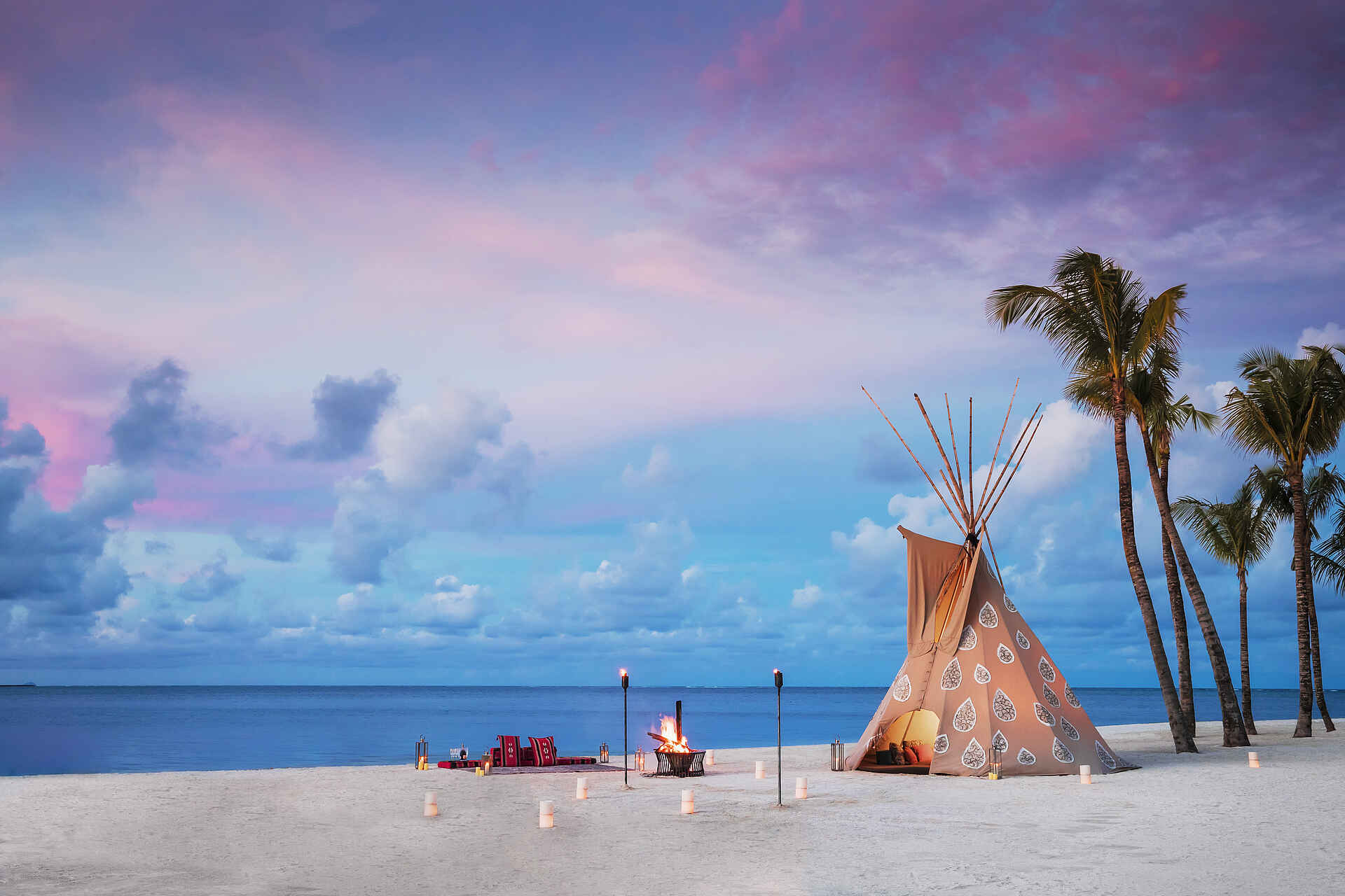 One and Only Le Saint Gerant: Strandpicknick One and Only Le Saint Gerant: Strandpicknick