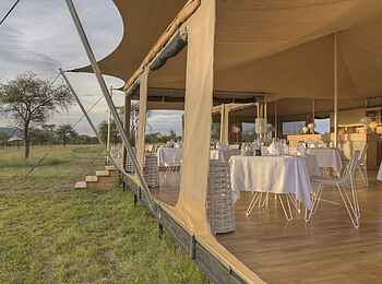 Roving Bushtops Camp: Essbereich