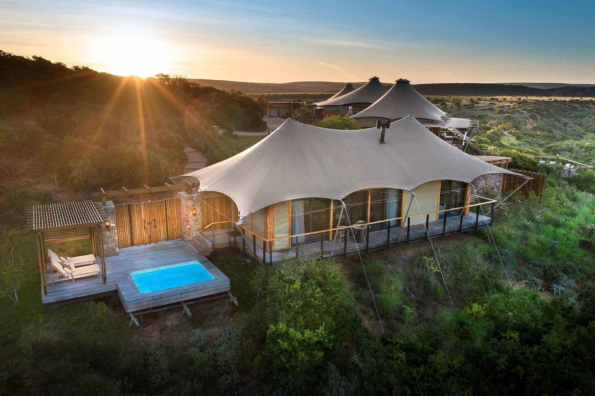 Sindile Luxury Tented Camp: Blick auf ein Premier Zelt