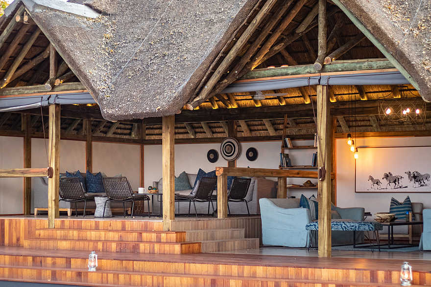 Splash Camp: Abgestufte Lounge Splash Camp: Abgestufte Lounge