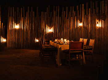 Chisa Busanga Camp: Dinner an der Boma