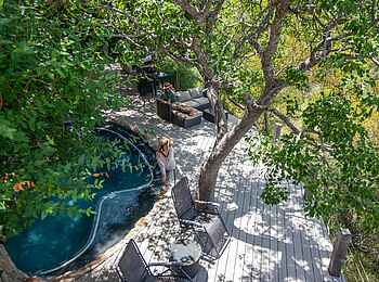 Leopard Hills: Pooldeck