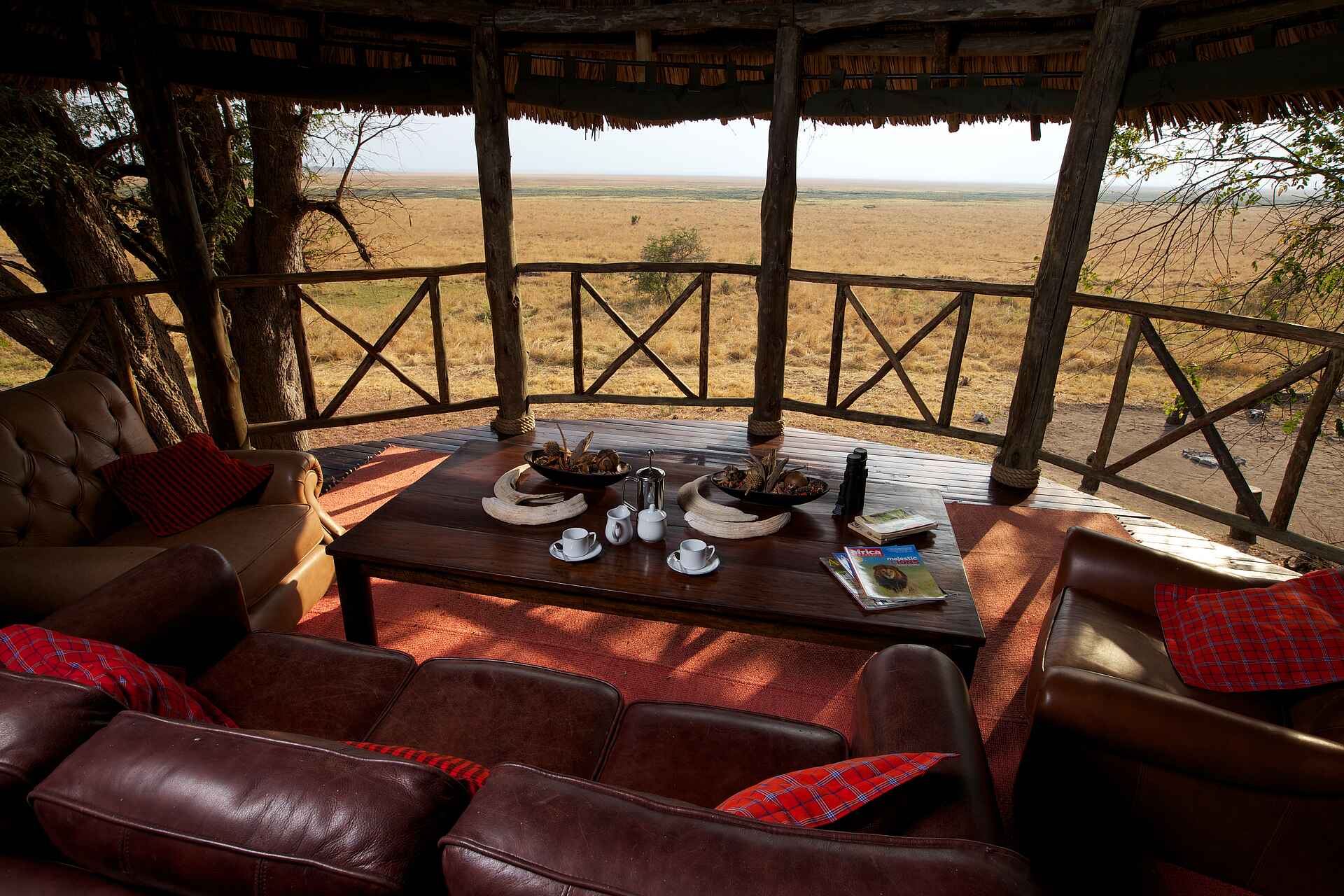 Katavi National Park, Katavi Wildlife Camp, Katisunga Plains, Katuma River, Aussichtsplattform, Blick, Sofa, Afrikarma, afrikarma safaris, afrikarma safaris - wildnis.hautnah., afrikarma.de