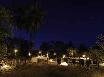 Pelo Camp: Dinner unter Sternen Pelo Camp: Dinner unter Sternen