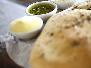 Phinda Homestead: Brot mit Aufstrichauswahl Phinda Homestead: Brot mit Aufstrichauswahl