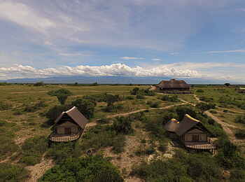 Kasenyi Safari Camp: Gästechalets und Hauptgebäude