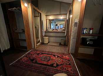 Setari Treehouse: Badezimmer Setari Treehouse: Badezimmer