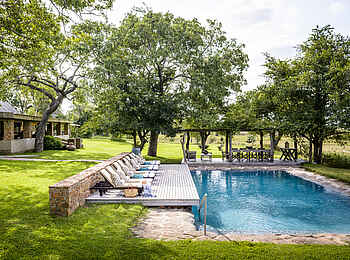 Singita Castleton: Pool im Zentralbereich Singita Castleton: Pool im Zentralbereich