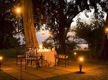 The Royal Livingstone: Privates Dinner unter freiem Himmel The Royal Livingstone: Privates Dinner unter freiem Himmel