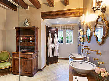 Giraffe Manor: Lynn Superior Room Badezimmer Giraffe Manor: Lynn Superior Room Badezimmer